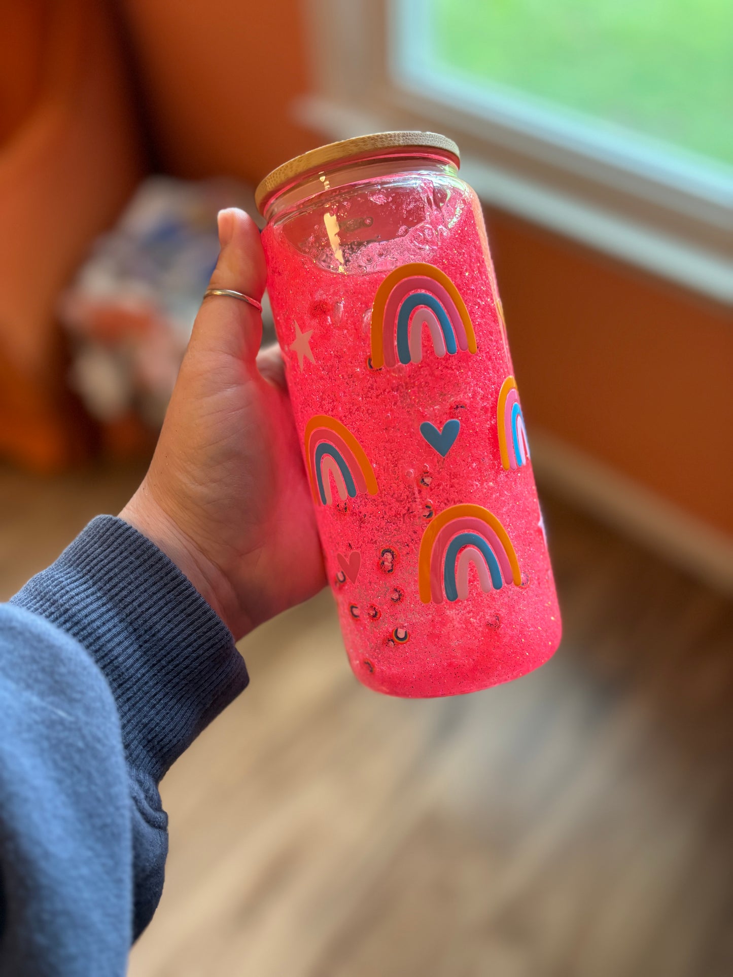 Rainbows - snow globe beer can glass