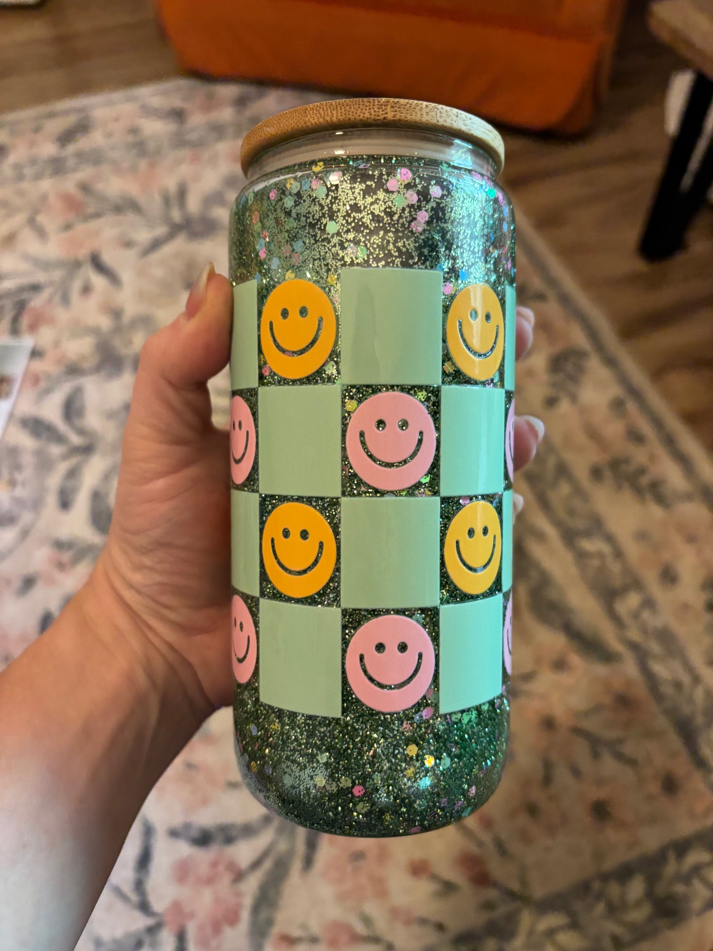 Check smileys -snow globe beer can glass